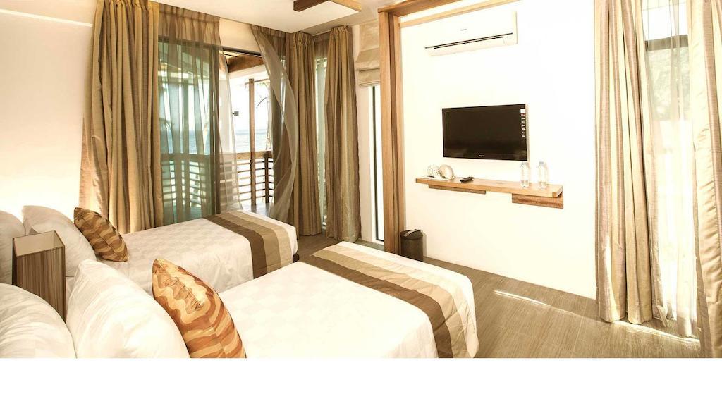 Infinity Resort Puerto Galera Exteriér fotografie